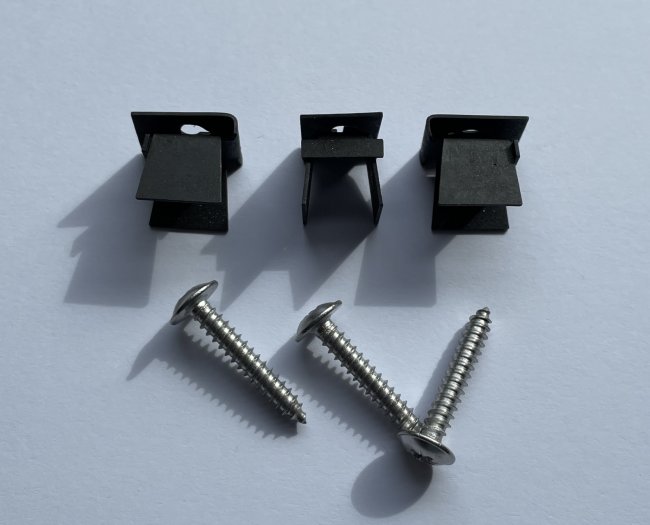 Mk1 Escort Lower Grille Clips £7.50