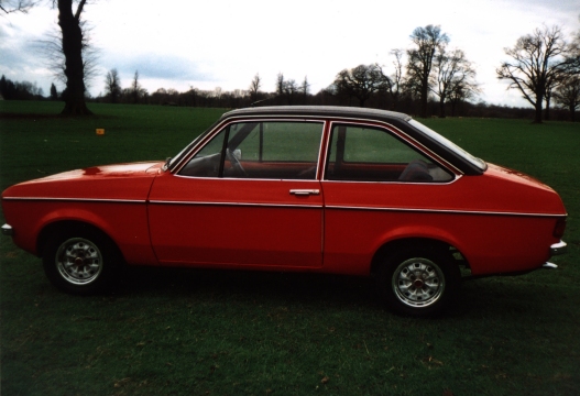 Mk2 Escort Side Chrome Trim Clip Set £12.50